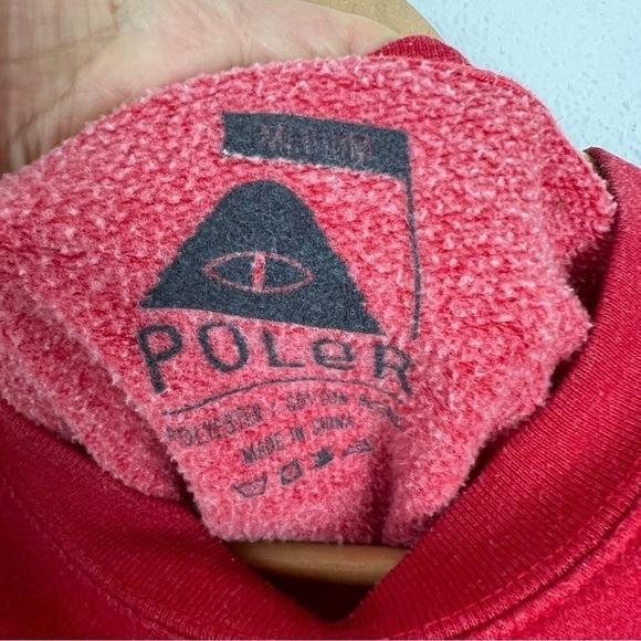 Poler Men’s Graphic Arrowhead Sweatshirt Camping Outdoors Medium - Picture 5 of 6